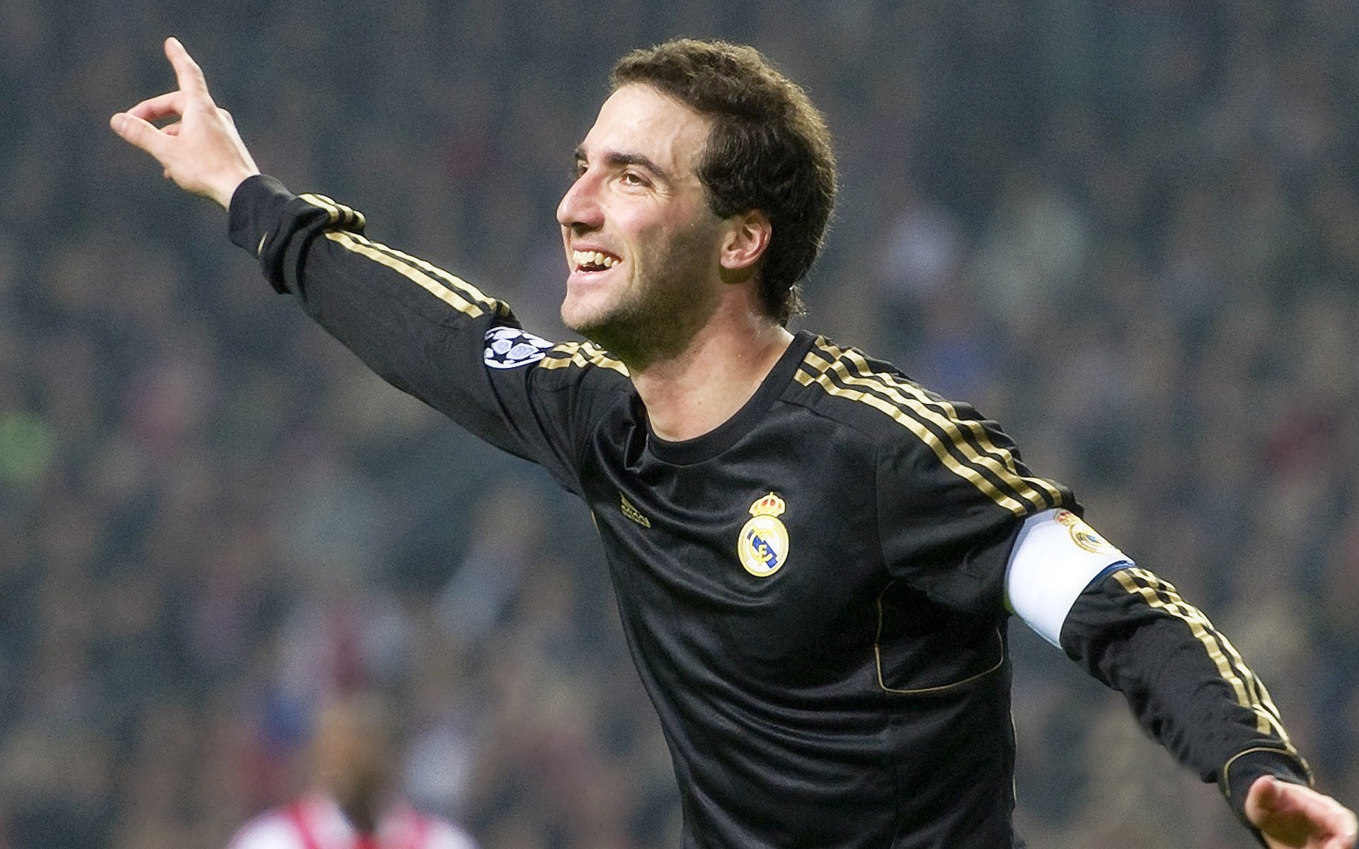 _快船迎战强敌，团队配合令人称赞_，快船全队